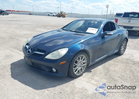 2005 Mercedes-Benz Slk 350 from USA, damaged, VIN WDBWK56F25F048454
